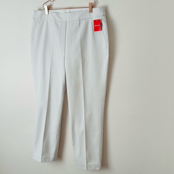New SPANX On-the-Go Ankle Slim Straight Pants Classic White - Picture 9 of 12